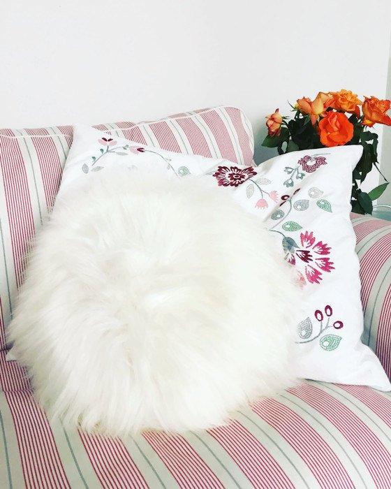 Round Furry Pillow - cream